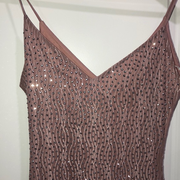 Dress - Picture 4 of 4